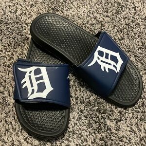 Detroit tigers slides